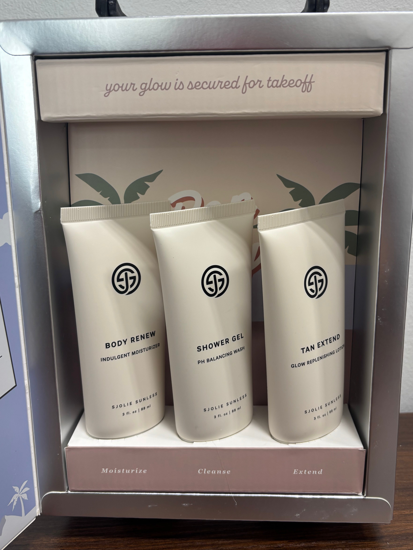 Glow On The Go - Travel Set